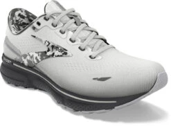Brooks Women's Ghost 15 -Fashion Shoe Shop brooks womens ghost 15 white ebony oyster 1203801b149 07833.1717794798