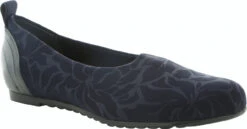 Munro Iriana -Fashion Shoe Shop munro womens iriana navy stretch floral m183397 49682.1539733723