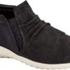Naot Terehu -Fashion Shoe Shop naot womens terehu black velvet nubuck black raven leather 11177 np2 77599.1603752255