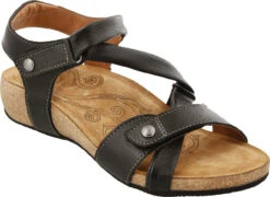 Taos Universe -Fashion Shoe Shop taos womens universe black unv 1340 blk 80895.1682088080