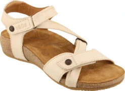 Taos Universe -Fashion Shoe Shop taos womens universe cream unv 1340 crm 13351.1682088081